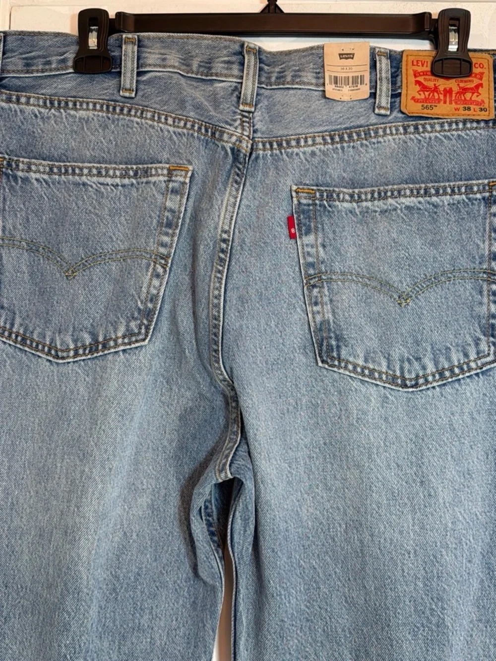 NWT Levi’s 565 '97 loose straight cotton denim light wash blue jeans 38x30